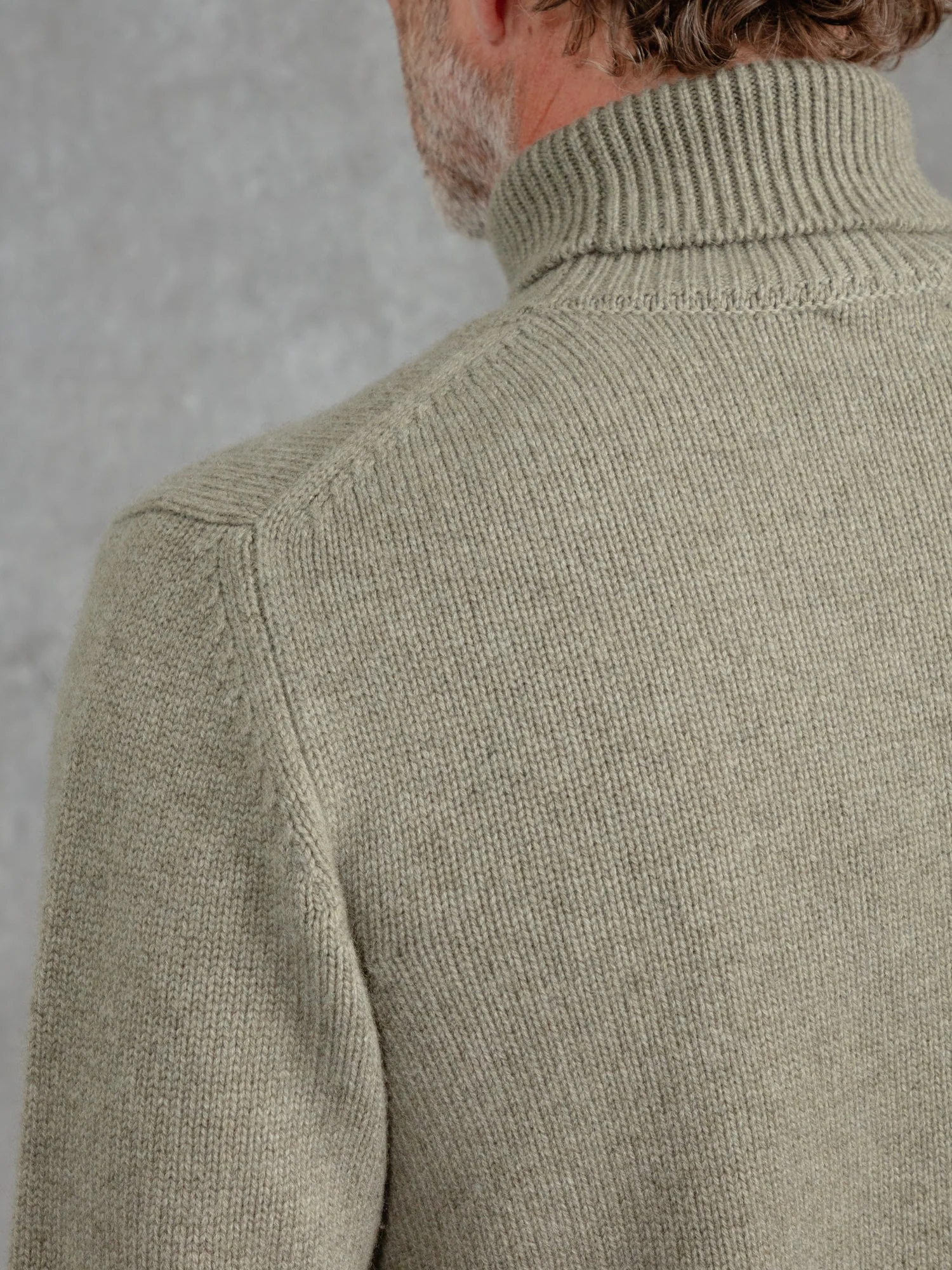 The Cashmere Submariner Rollneck - Moss Green - Image 4